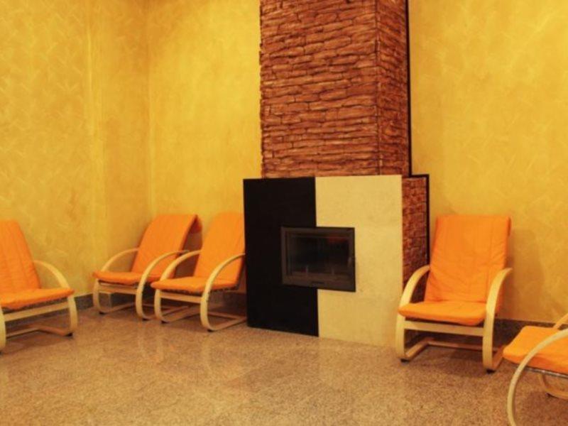 Hotel Imperial Inn Тиргу-Муреш Екстер'єр фото