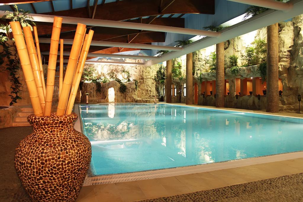 Hotel Imperial Inn Тиргу-Муреш Екстер'єр фото